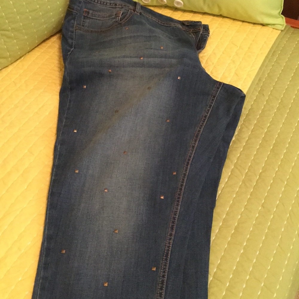 New Stonewashed jeans ,cuffs&studs